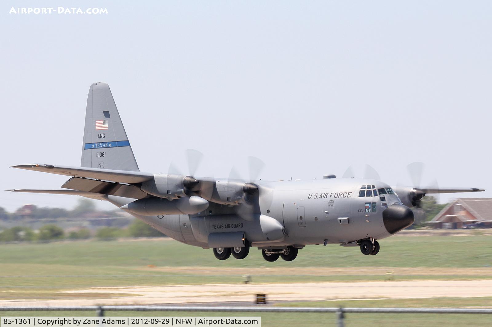85-1361, 1985 Lockheed C-130H Hercules C/N 382-5071, Landing on the 