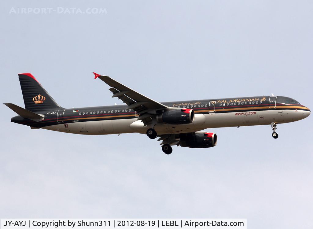 JY-AYJ, 2008 Airbus A321-231 C/N 3458, Landing rwy 07L