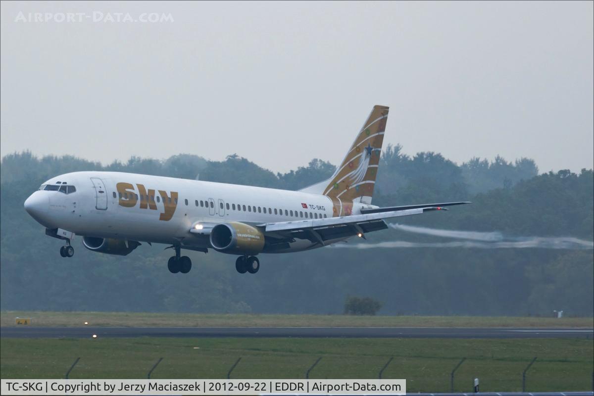 TC-SKG, 1991 Boeing 737-4Q8 C/N 25371, Boeing 737-4Q8,