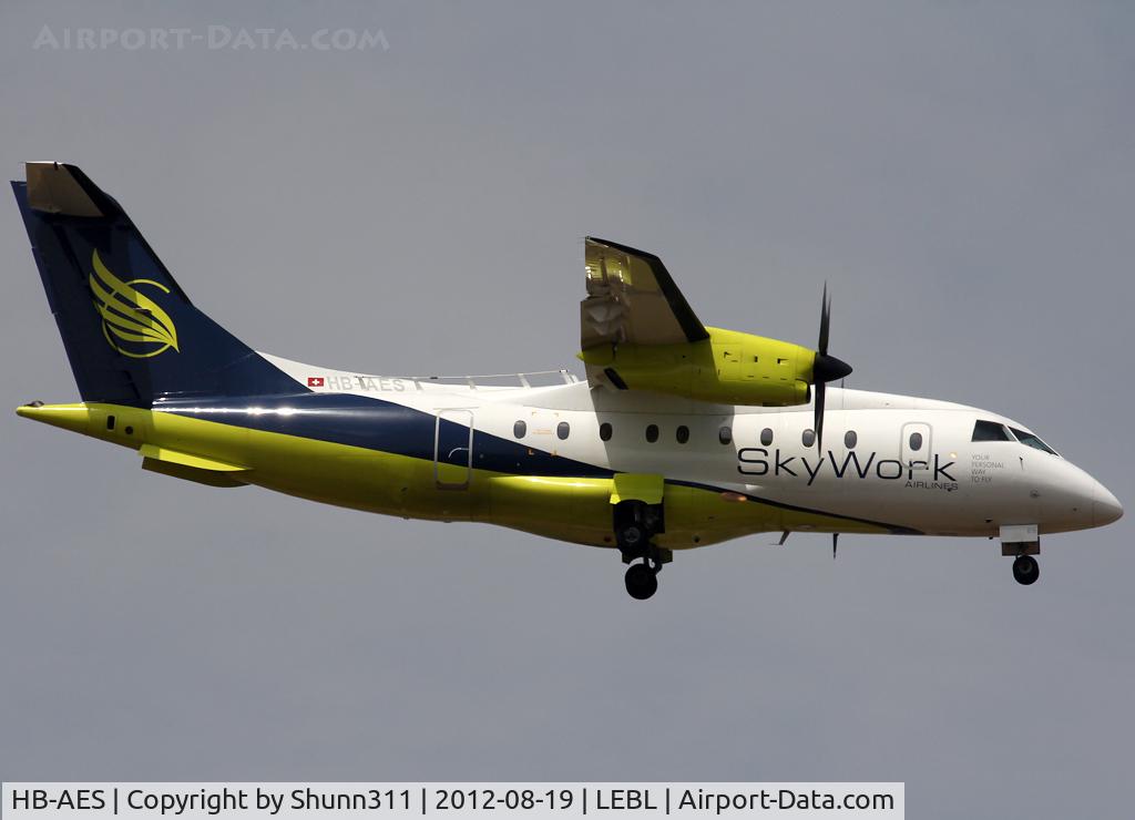HB-AES, 1995 Dornier 328-110 C/N 3021, Landing rwy 07L