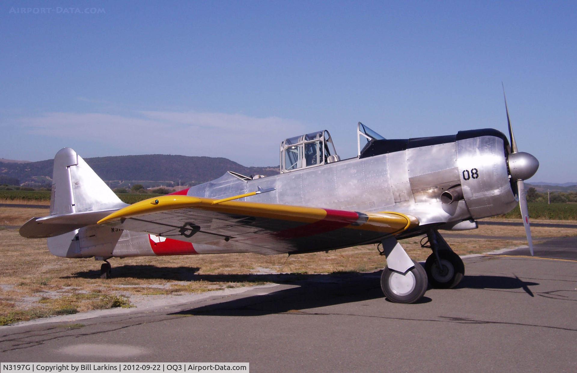 N3197G, 1959 North American SNJ-5 Texan C/N 90608, Visitor