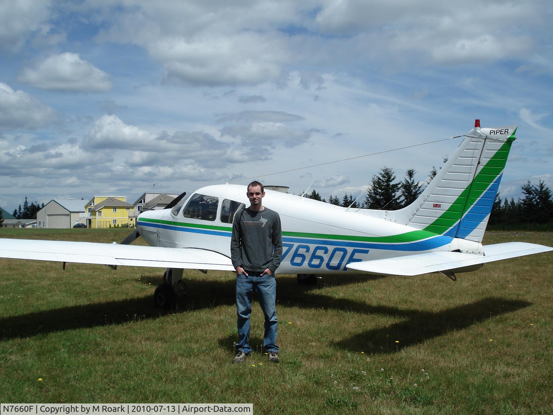 N7660F, Piper PA-28-151 C/N 28-7715228, Silverdale Wa.