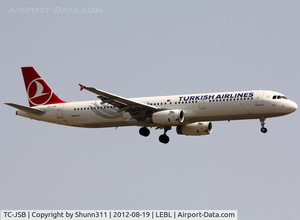 TC-JSB, 2012 Airbus A321-231 C/N 5205, Landing rwy 25R