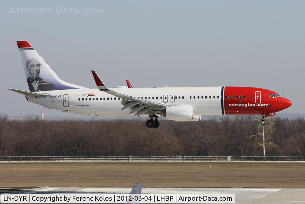 LN-DYR, 2011 Boeing 737-8JP C/N 40870, Ferihegy