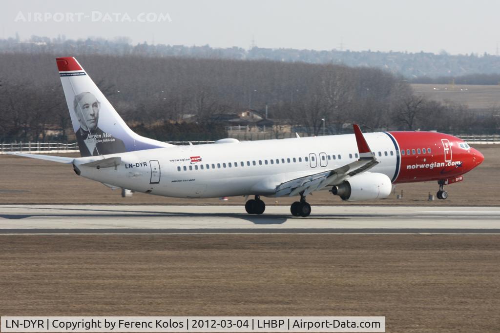 LN-DYR, 2011 Boeing 737-8JP C/N 40870, Ferihegy