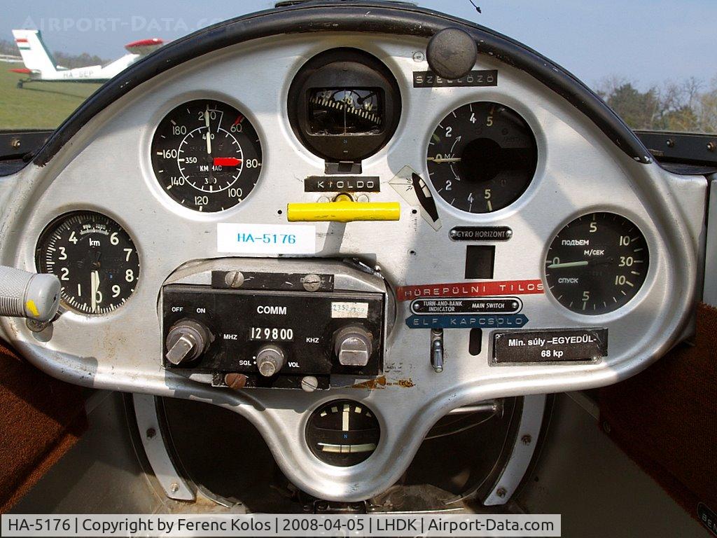 HA-5176, 1980 Let L-13 Blanik C/N 027360, Dunakeszi