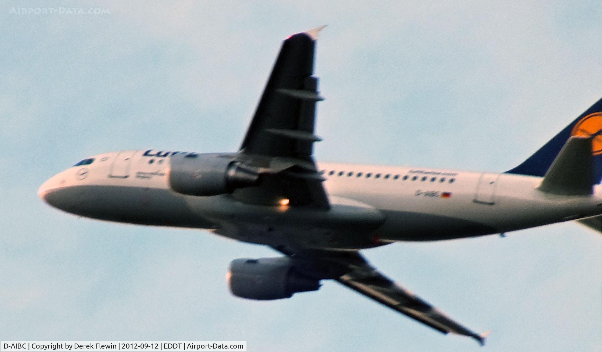 D-AIBC, 2010 Airbus A319-112 C/N 4332, Seen from our Campsite whilst staying in Berlin.
