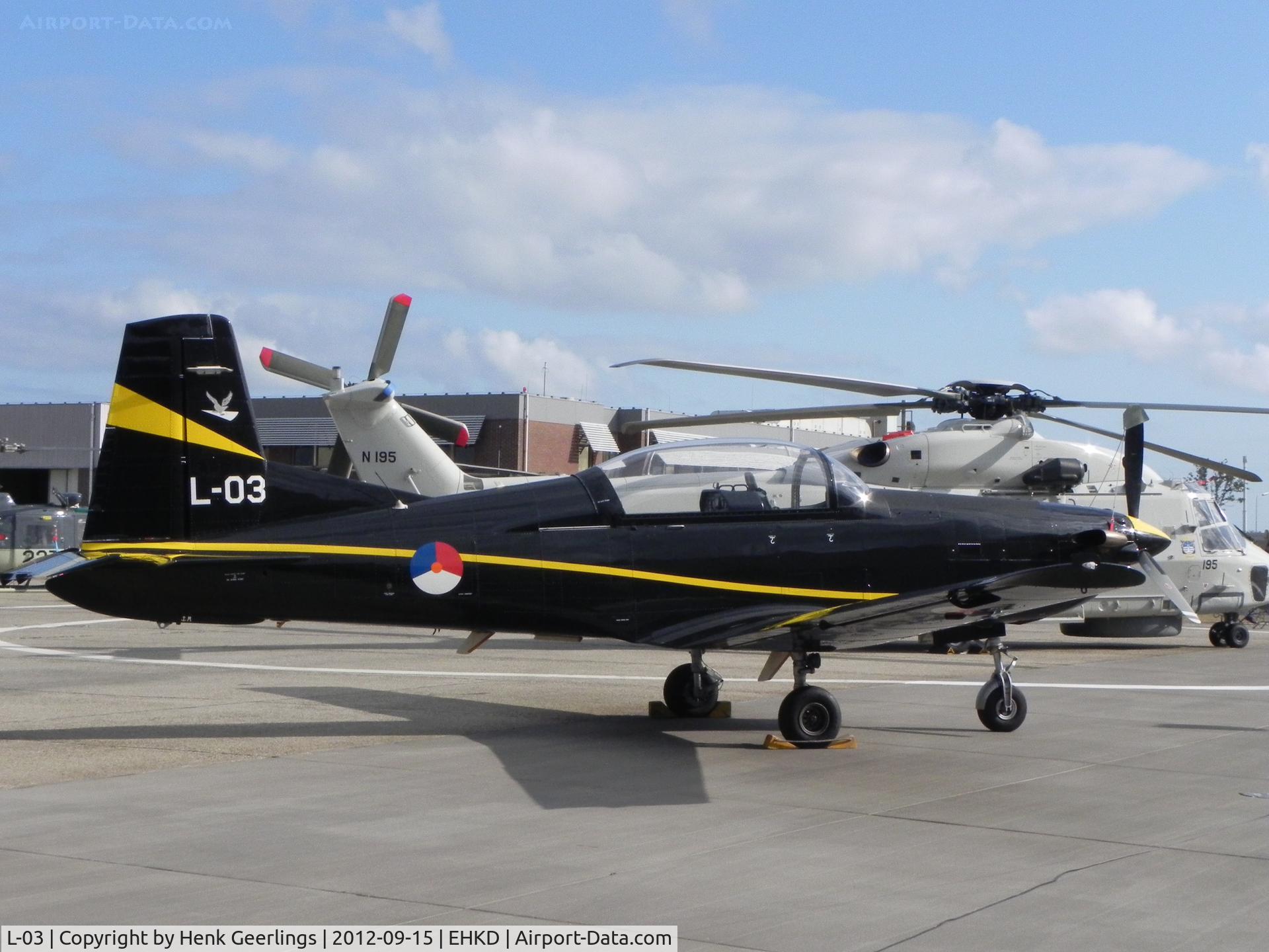 L-03, Pilatus PC-7 Turbo Trainer C/N 540, Heldair Air Show , Sept 2012  , Den Helder Airport.

Training plane RNLAF