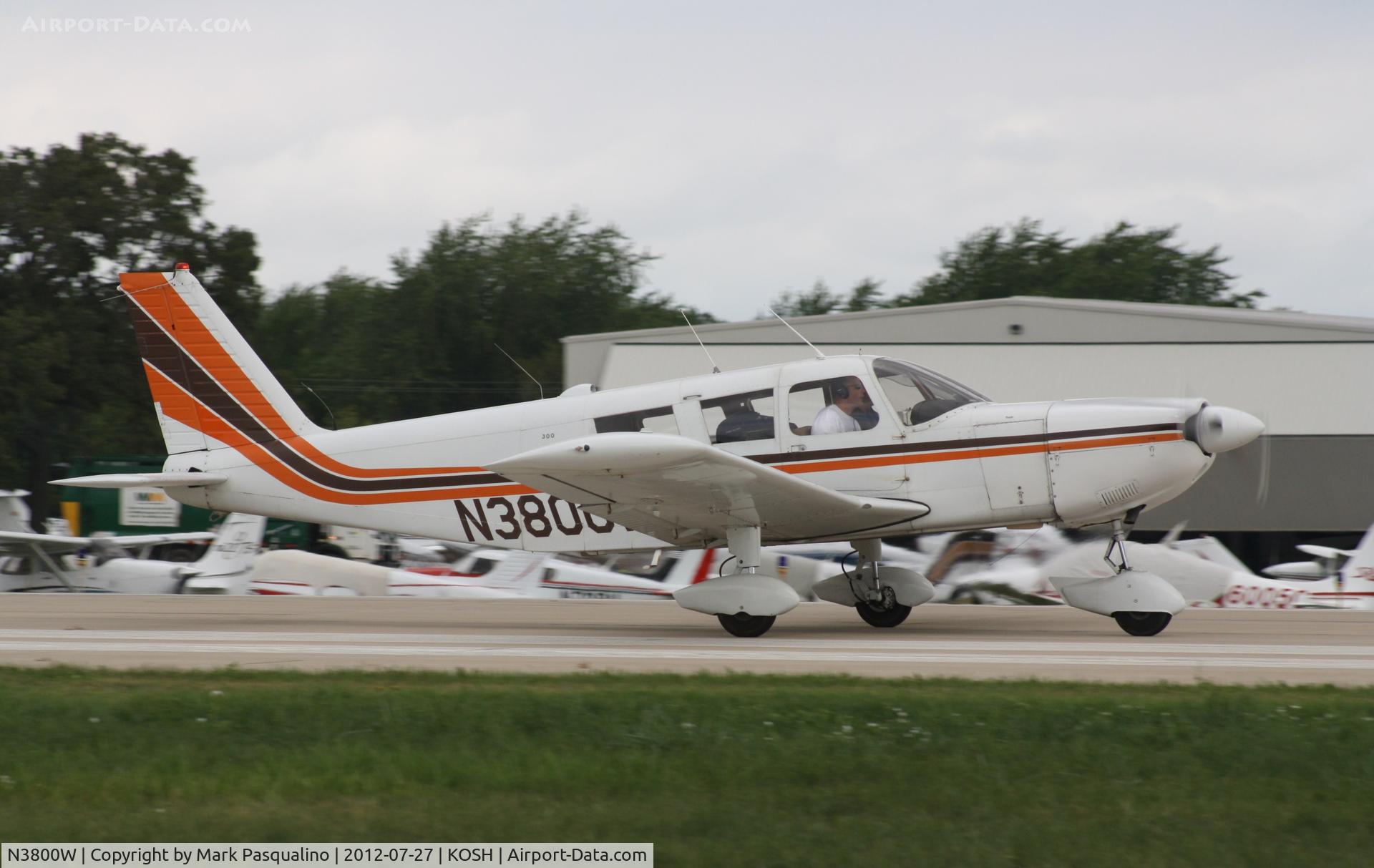 N3800W, 1966 Piper PA-32-300 Cherokee Six C/N 32-40128, Piper PA-32-300