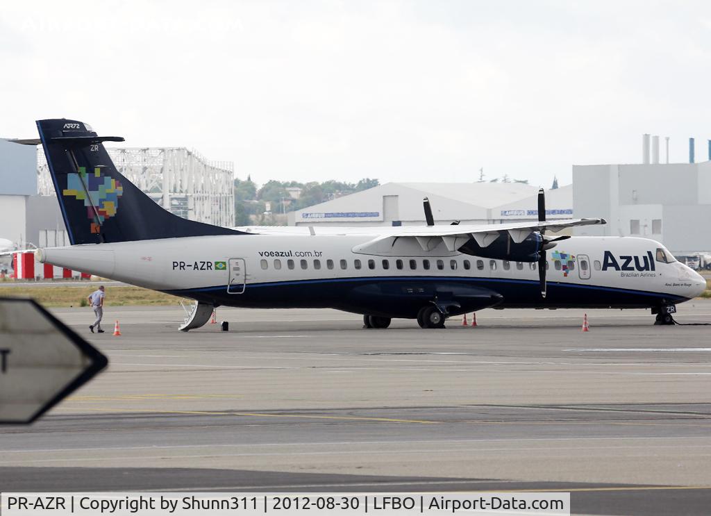 PR-AZR, 1997 ATR 72-202 C/N 519, Parked at the old Terminal due to return to lessor...