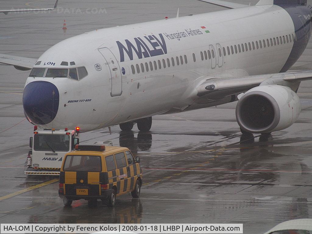 HA-LOM, 2004 Boeing 737-8Q8 C/N 30672, Ferihegy