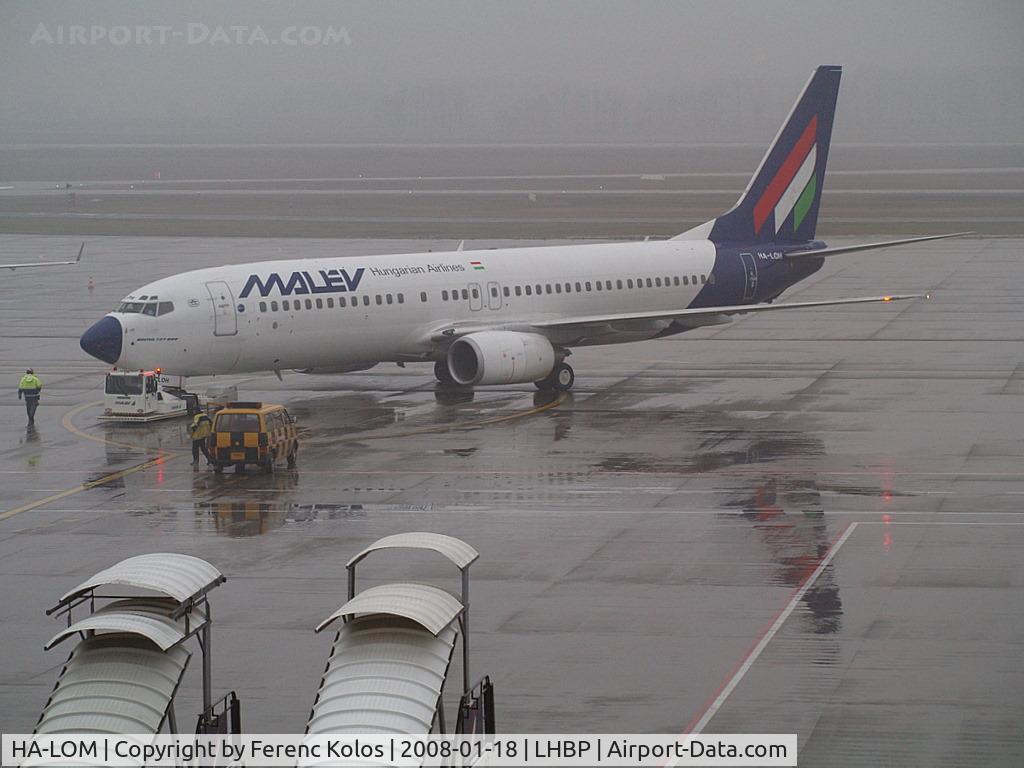 HA-LOM, 2004 Boeing 737-8Q8 C/N 30672, Ferihegy