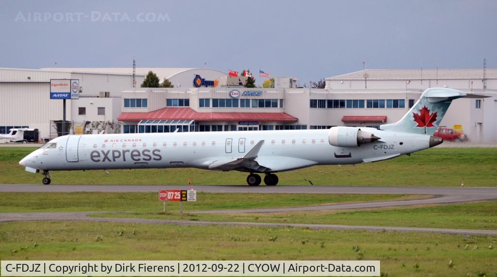 C-FDJZ, 2005 Canadair CRJ-705ER (CL-600-2D15) Regional Jet C/N 15041, Landing on rwy 25