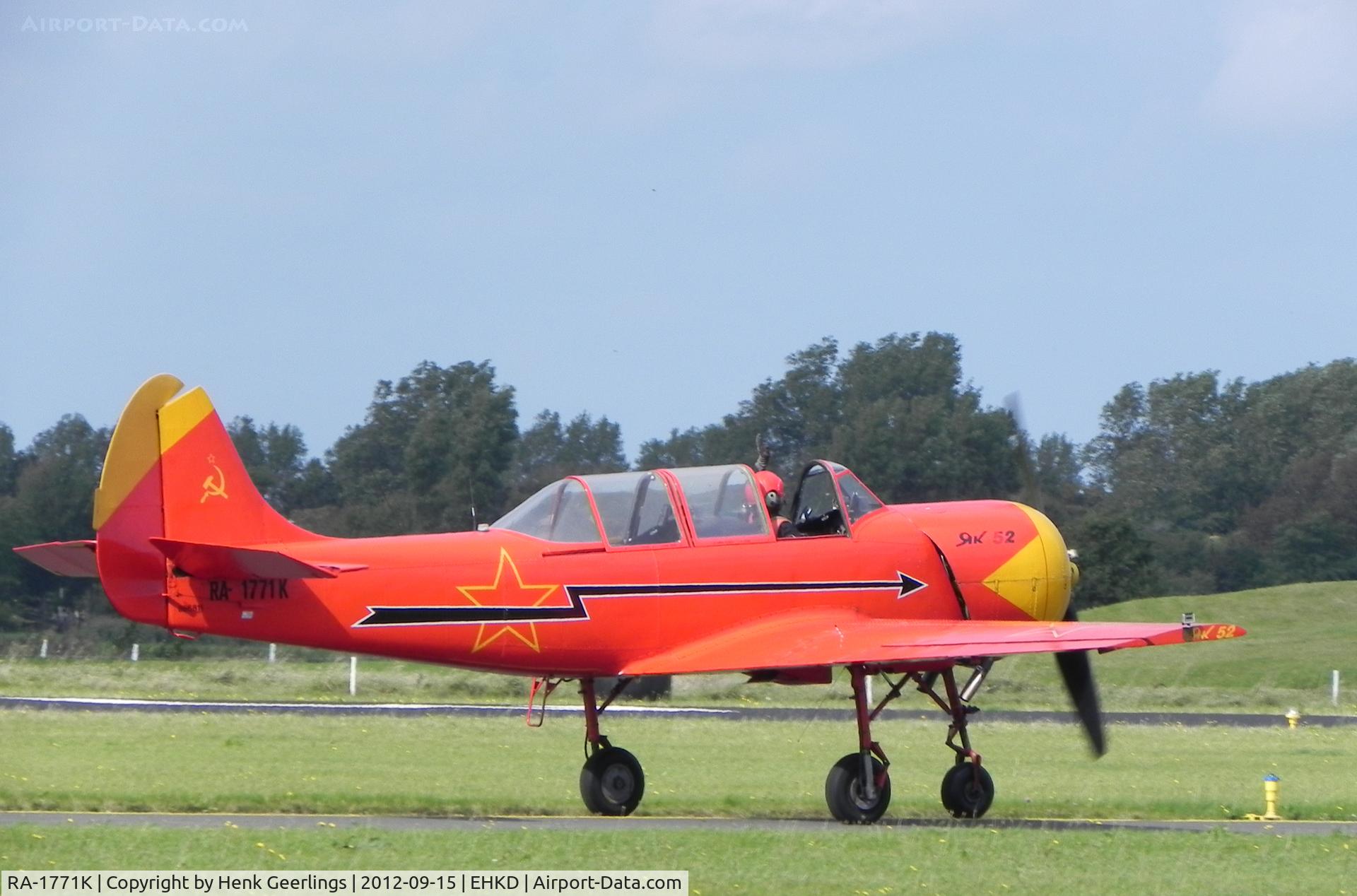 RA-1771K, 1987 Yakovlev Yak-52 C/N 866811, Heldair Show ;  Den Helder Airport

