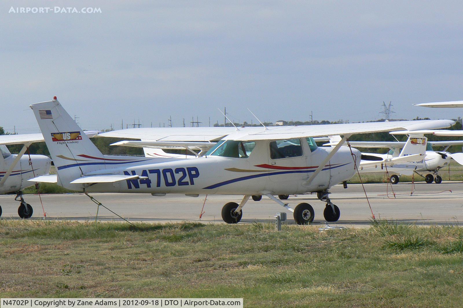 N4702P, 1980 Cessna 152 C/N 15284801, At the Denton Municipal Airport
