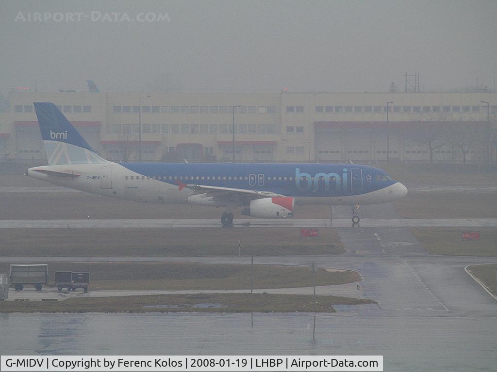 G-MIDV, 2000 Airbus A320-232 C/N 1383, Ferihegy