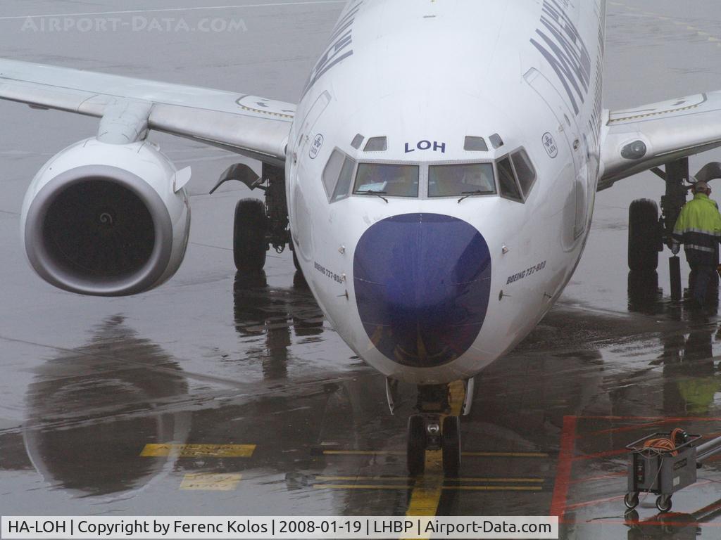 HA-LOH, 2004 Boeing 737-8Q8 C/N 30667, Ferihegy