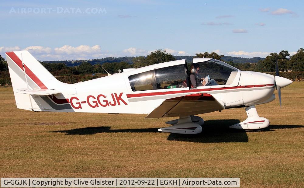 G-GGJK, 1988 Robin DR-400-140B Major C/N 1805, Ex: F-GGJK > G-GGJK - Originally owned to and currently with, Headcorn Jodelers in March 2005.