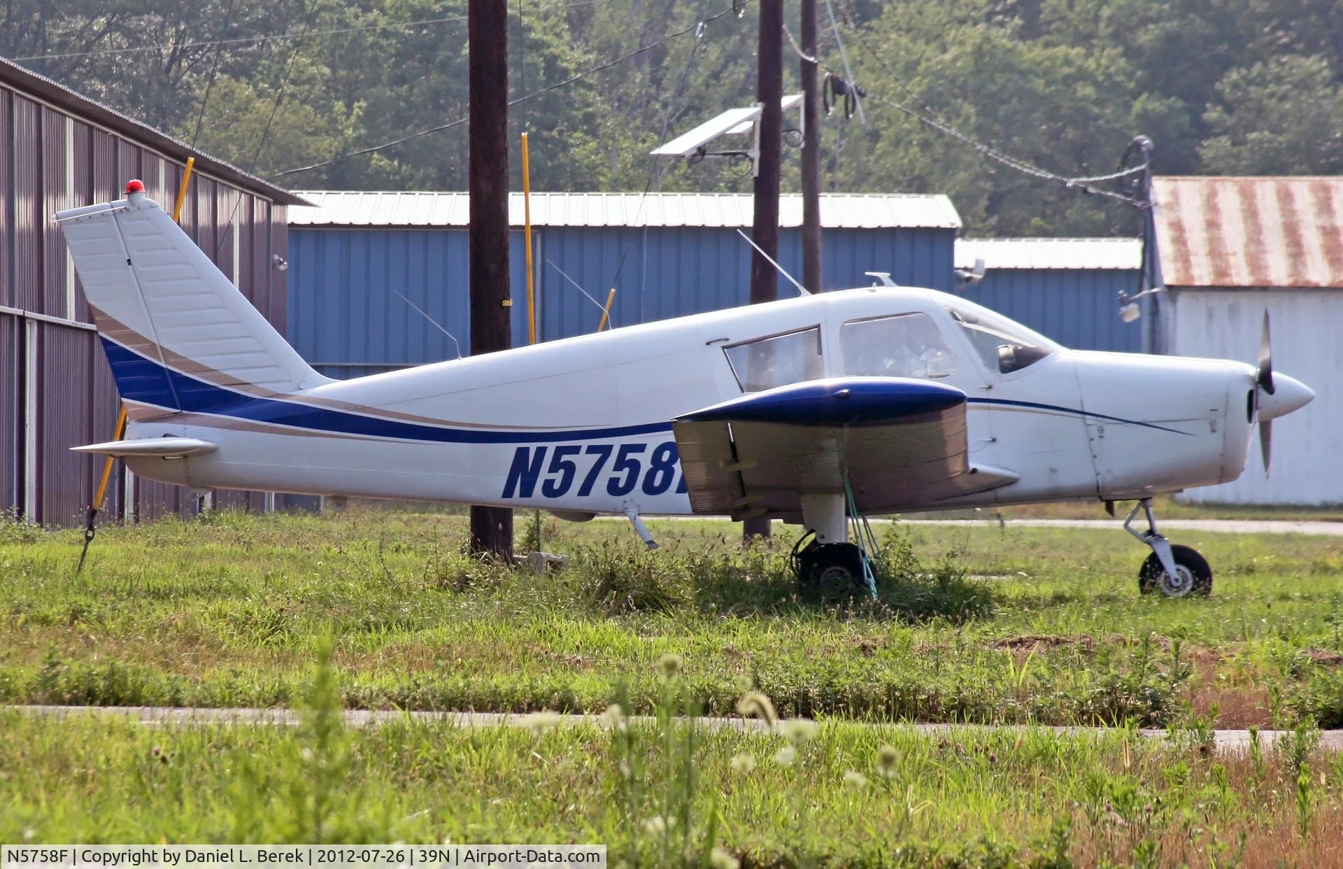 N5758F, 1968 Piper PA-28-140 C/N 28-25061, Interesting old 1968 Cherokee at Princeton Airport.