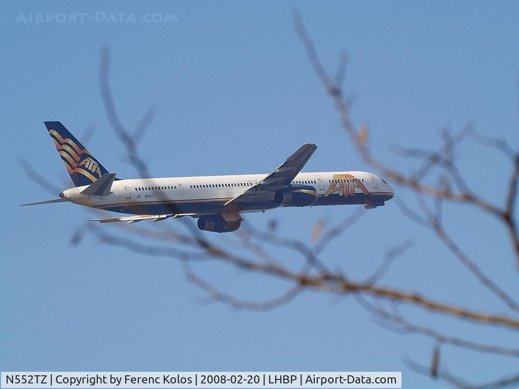 N552TZ, 2001 Boeing 757-33N C/N 32586, Ferihegy