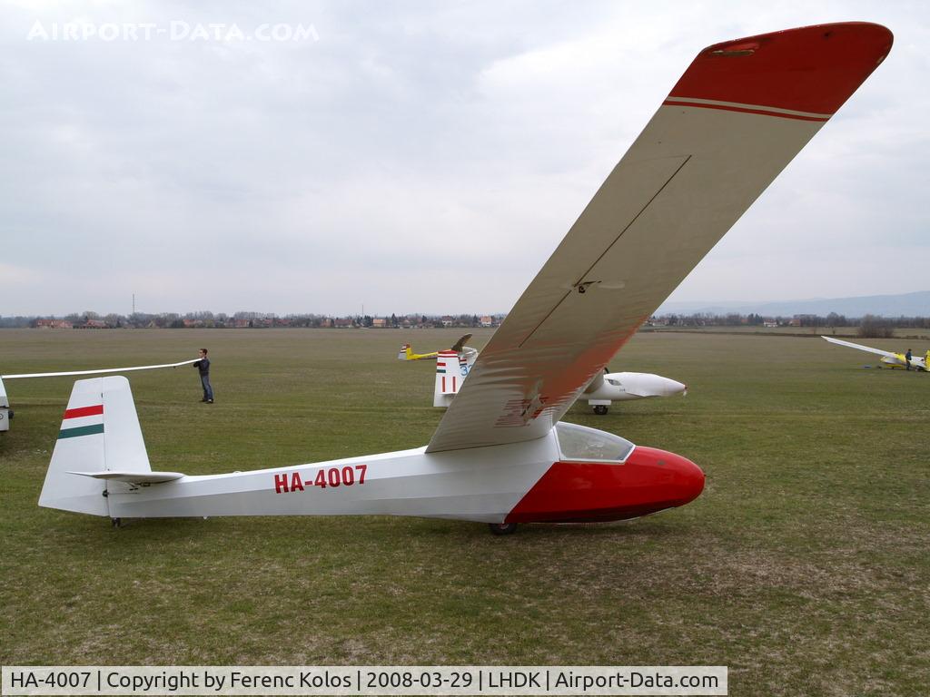 HA-4007, Schleicher K-8B C/N 8569, Dunakeszi
