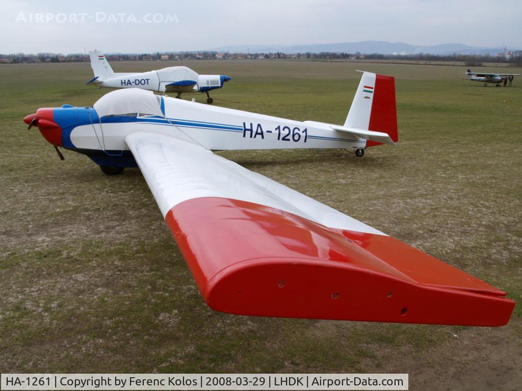 HA-1261, 1972 Scheibe SF-25C Falke C/N 4426, Dunakeszi