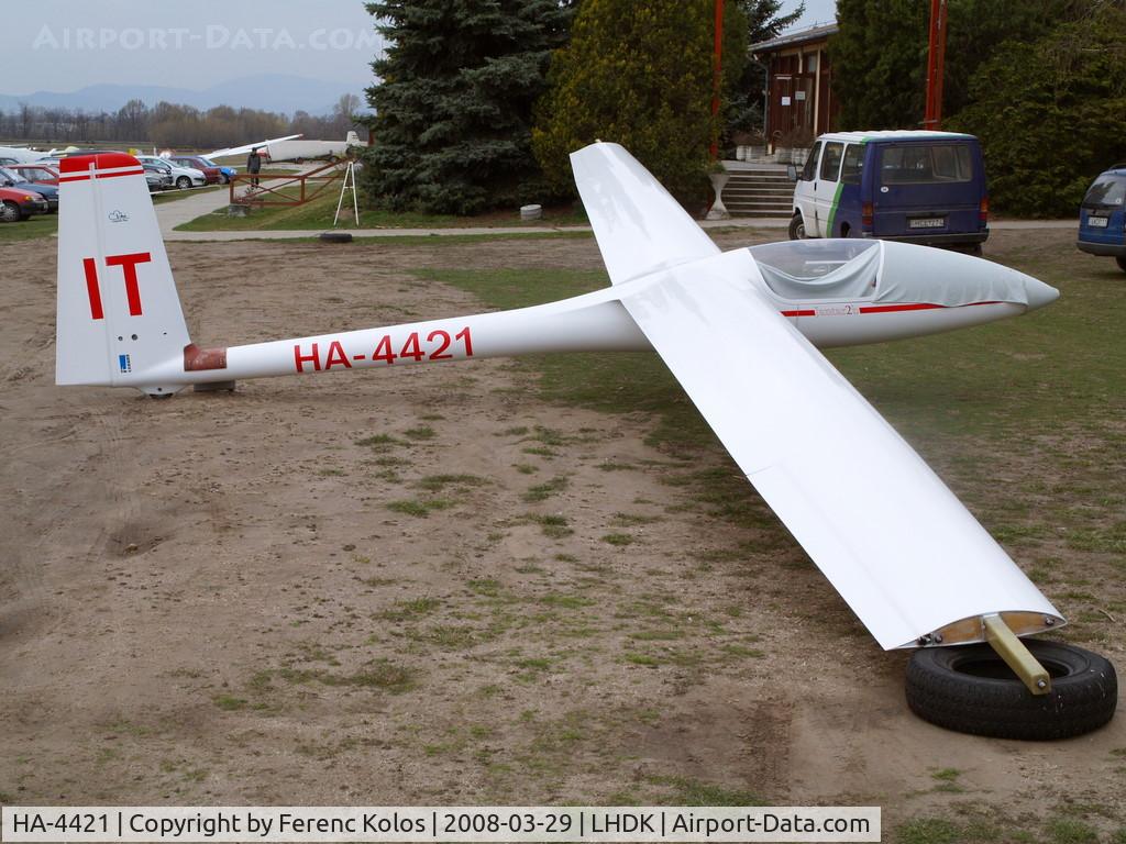 HA-4421, 1981 PZL-Bielsko SZD-42-2 Jantar 2B C/N B-1127, Dunakeszi