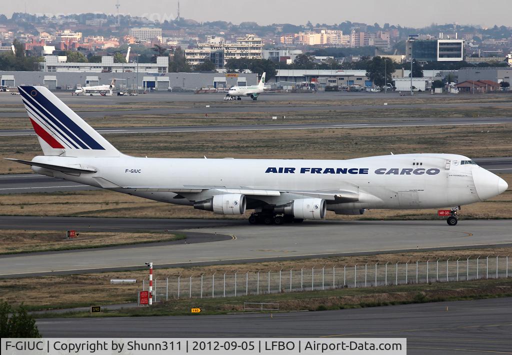 F-GIUC, 2002 Boeing 747-428F/ER/SCD C/N 32867, Taxiing to the Cargo area via Airbus taxiways...