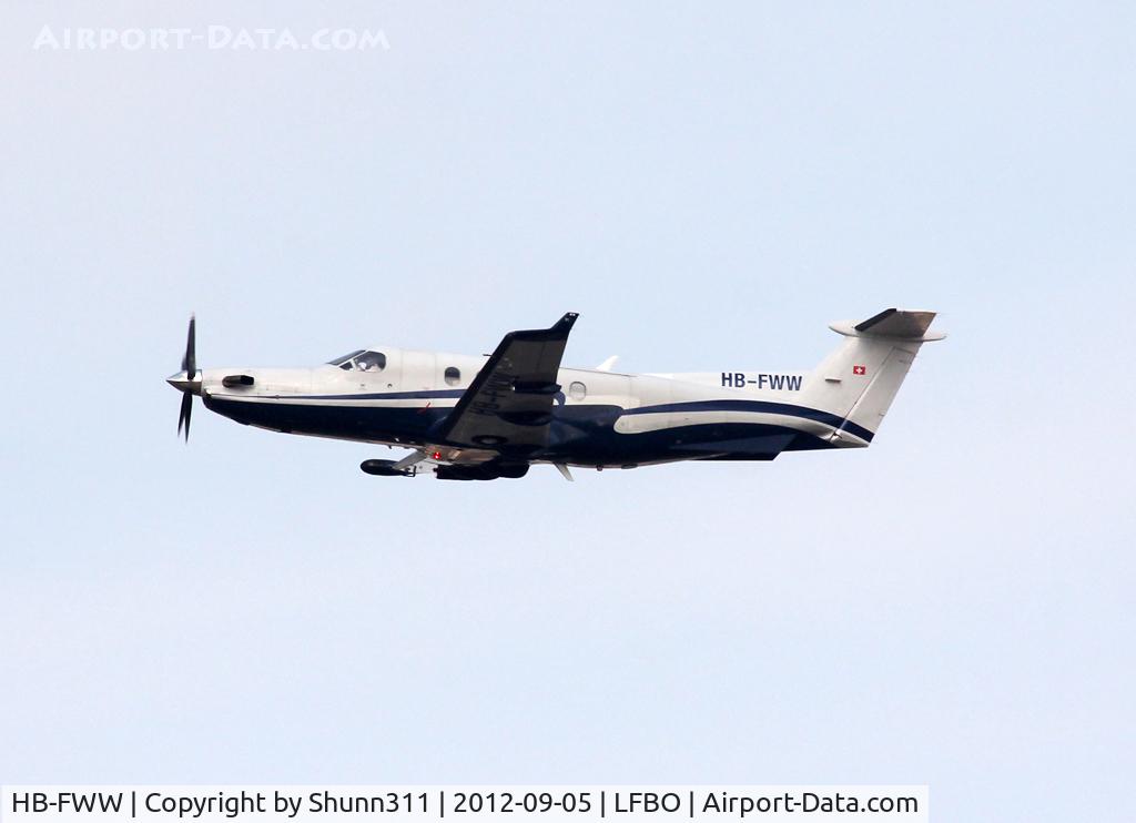 HB-FWW, 2003 Pilatus PC-12/45 C/N 496, Taking off from rwy 32R