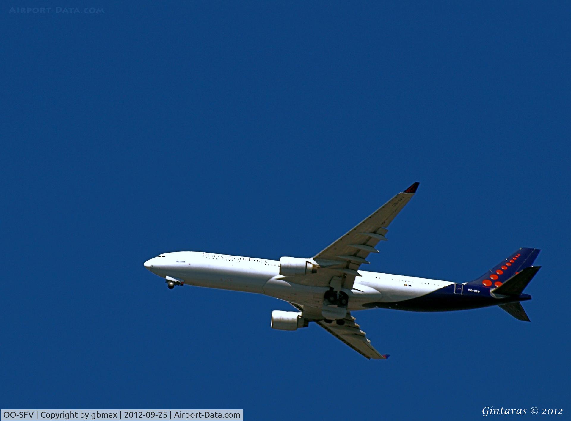 OO-SFV, 1995 Airbus A330-322 C/N 095, On approach to JFK, over Mineola, NY
