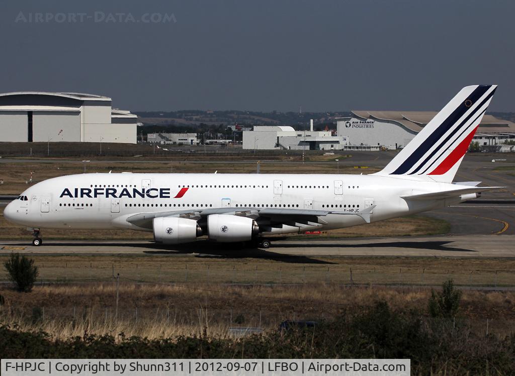 F-HPJC, 2009 Airbus A380-861 C/N 043, Taxiing holding point rwy 14R for departure after wings outfitting...