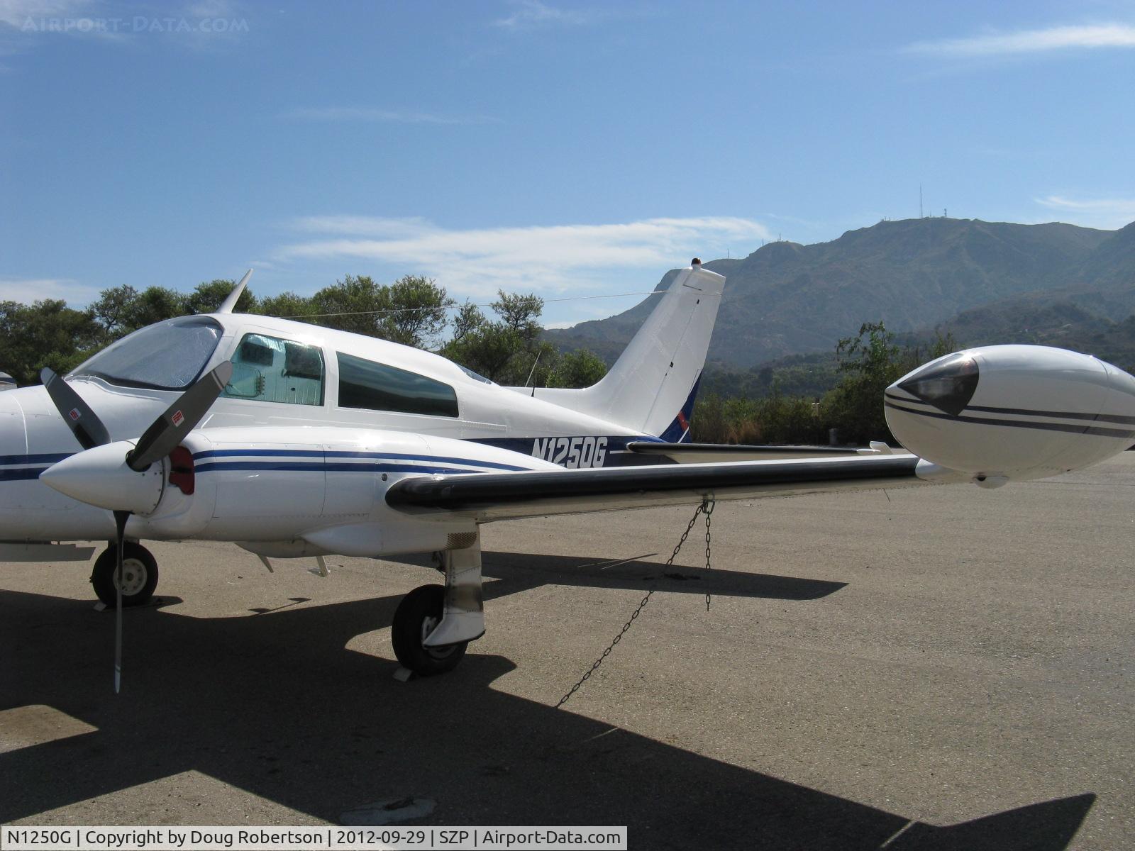 N1250G, 1974 Cessna 310Q C/N 310Q1101, 1974 Cessna 310Q, two Continental IO-470-VO 260 Hp each, newly refinished, wing de-icing boot closeup