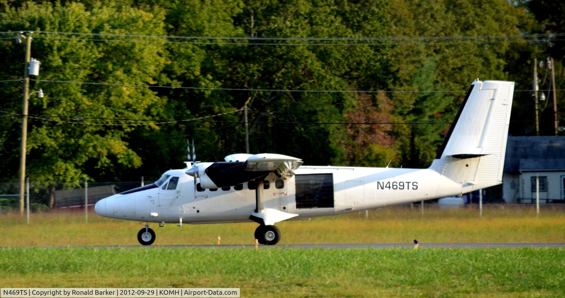 N469TS, 1968 De Havilland Canada DHC-6-200 Twin Otter C/N 149, Takeoff roll