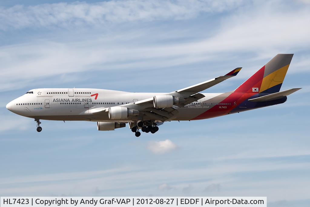 HL7423, 1997 Boeing 747-48EM(F) C/N 27282, Asiana 747-400