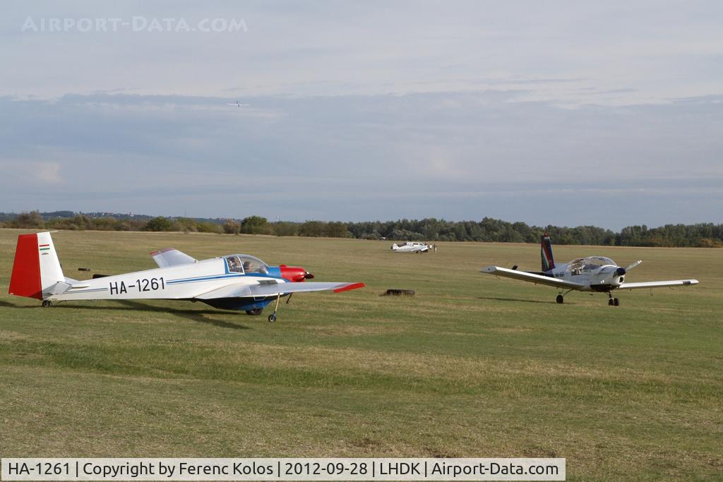 HA-1261, 1972 Scheibe SF-25C Falke C/N 4426, Dunakeszi