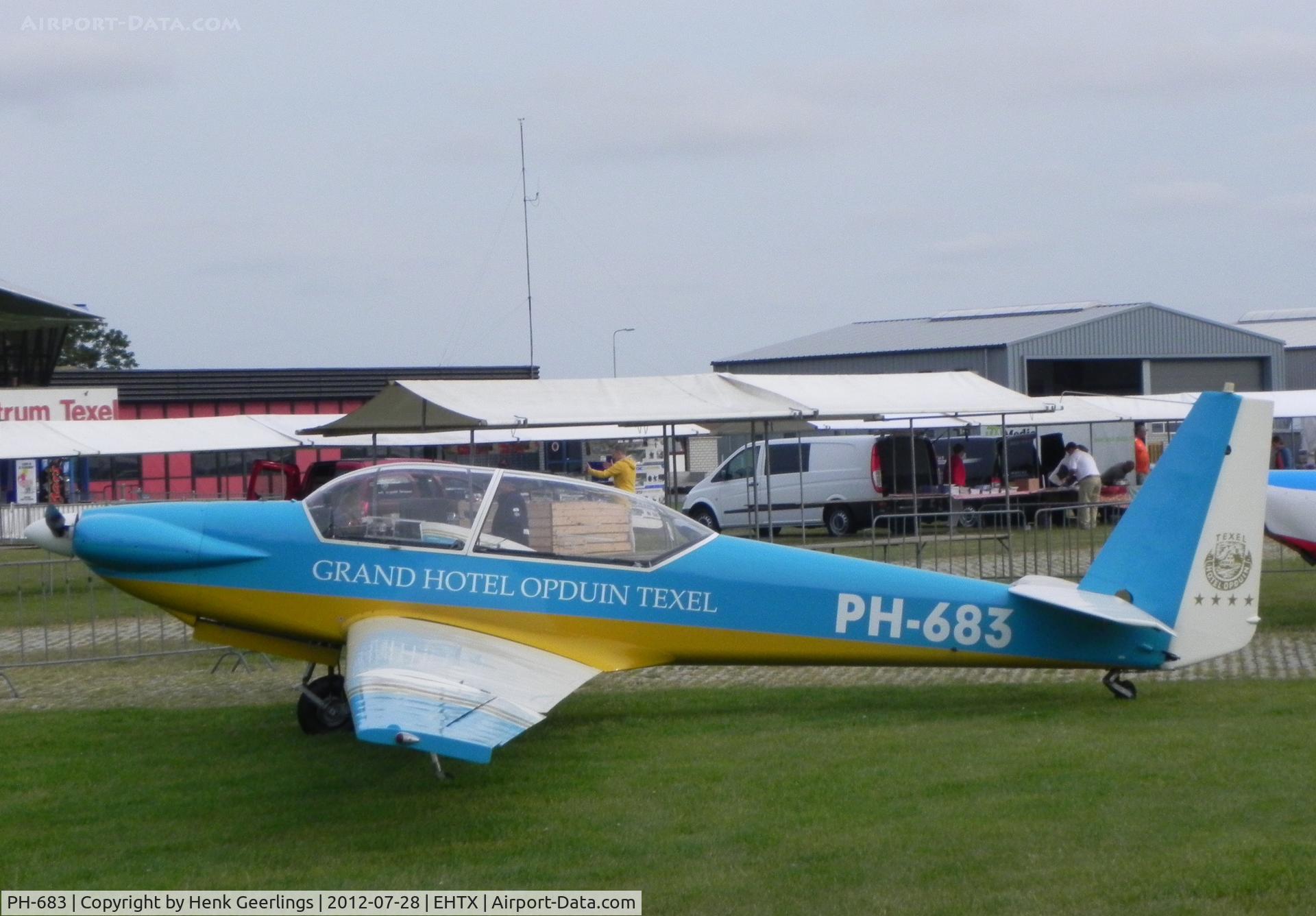 PH-683, Sportavia-Putzer RF-5B Sperber C/N 51054, Texel Air Show