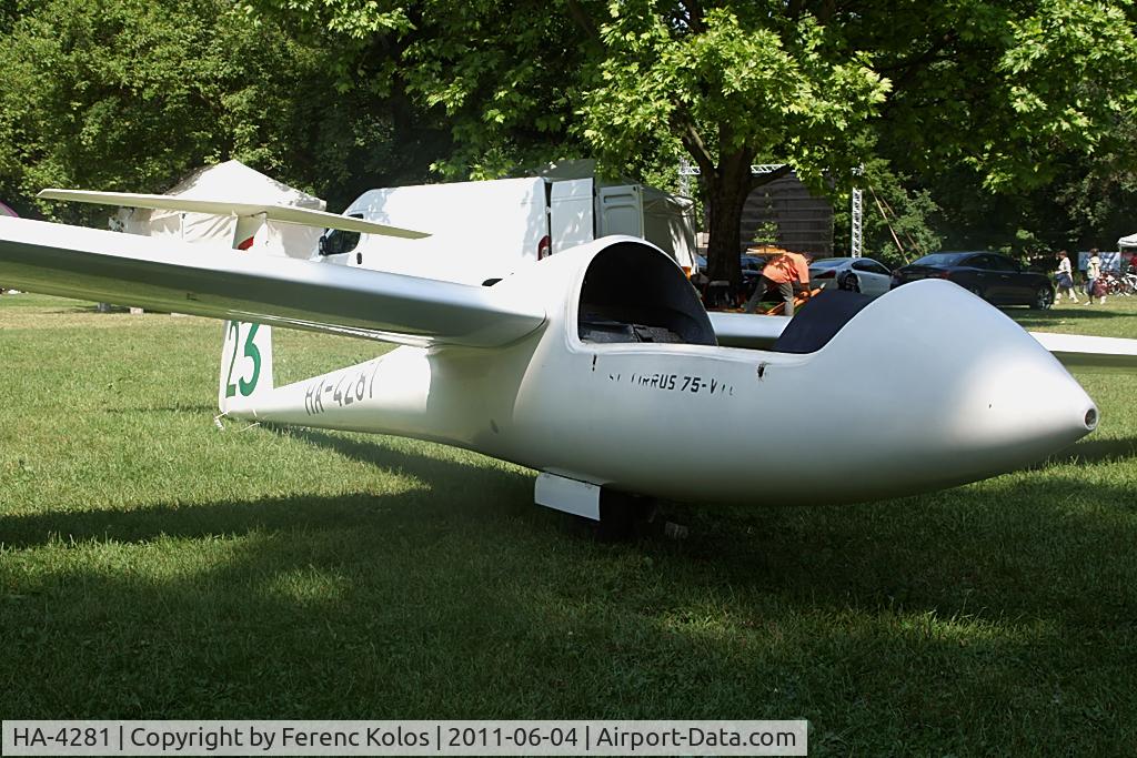 HA-4281, 1984 VTC/Jastreb Standard Cirrus 75 C/N 282, Városliget