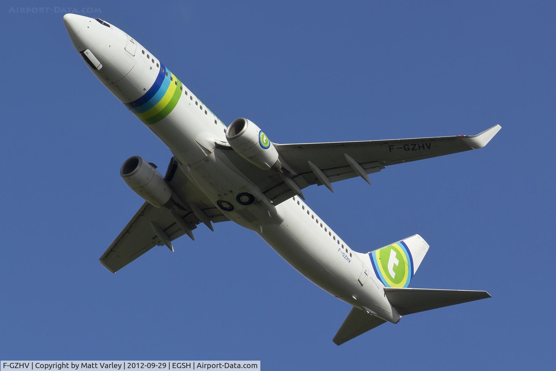 F-GZHV, 1998 Boeing 737-85H C/N 29444, Climbing away from EGSH.
