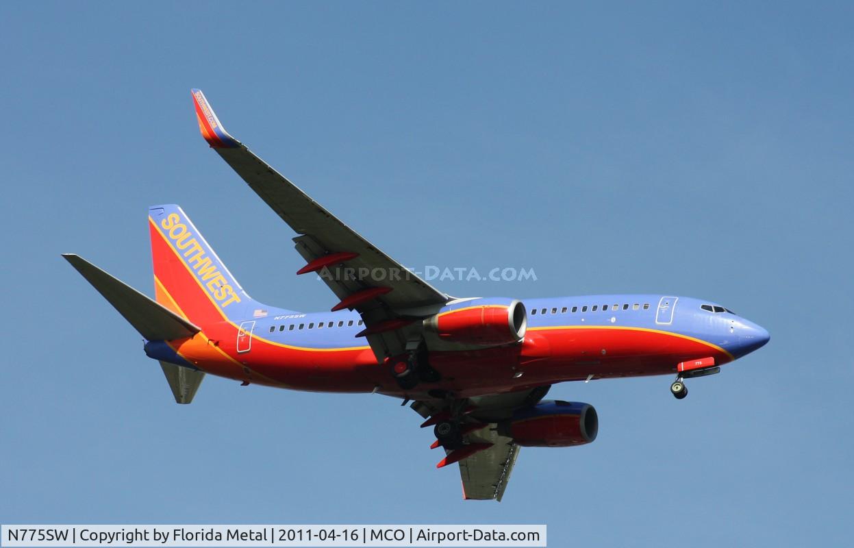 N775SW, 2000 Boeing 737-7H4 C/N 30590, Southwest 737