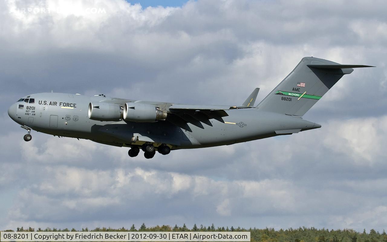 08-8201, 2008 Boeing C-17A Globemaster III C/N 50224/F223/P20, on final RW26