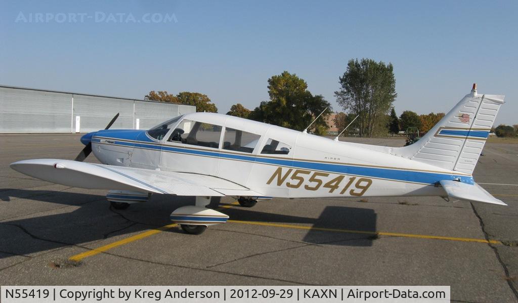N55419, 1973 Piper PA-28-180 C/N 28-7305380, Piper PA-28-180 Archer on the line.