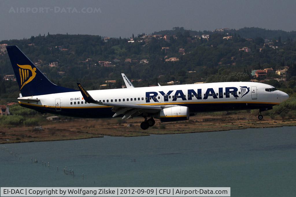 EI-DAC, 2002 Boeing 737-8AS C/N 29938, visitor