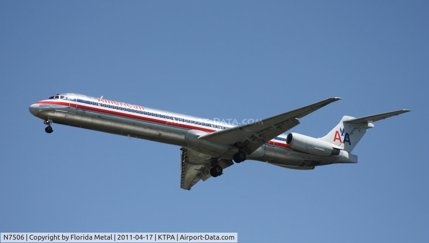 N7506, 1989 McDonnell Douglas MD-82 (DC-9-82) C/N 49800, American MD-82