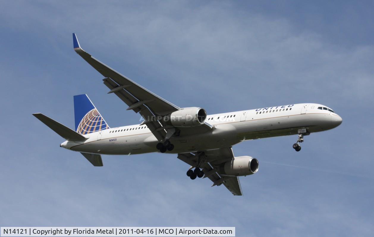 N14121, 1997 Boeing 757-224 C/N 27563, United 757