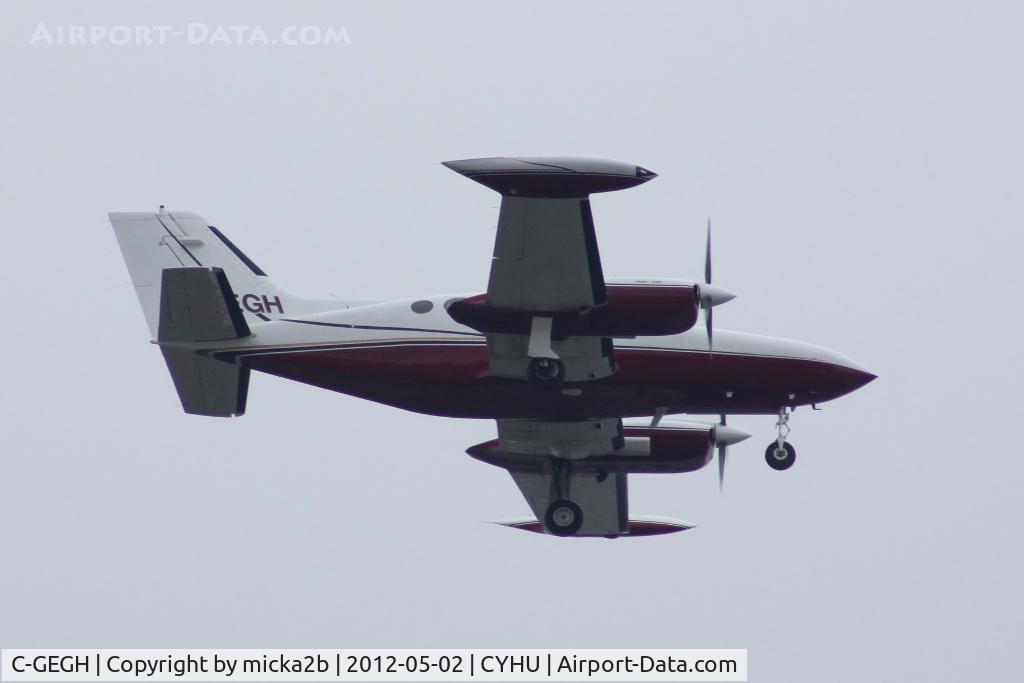 C-GEGH, 1971 Cessna 421B Golden Eagle C/N 421B0208, Landing