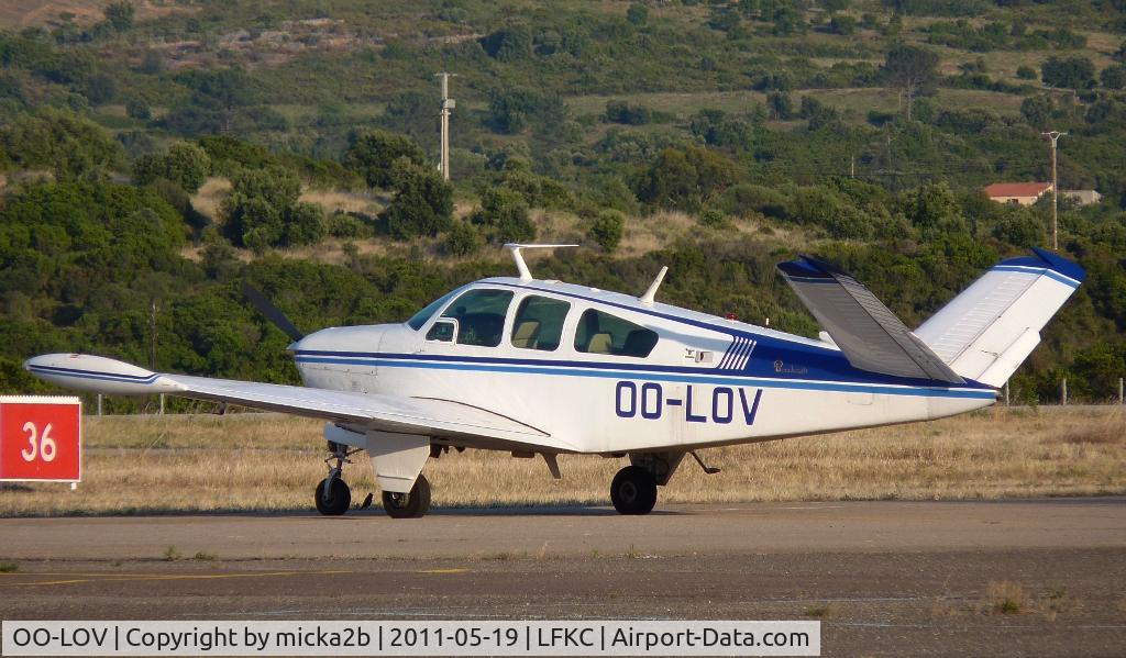 OO-LOV, 1968 Beech V35A Bonanza C/N D-8799, Parked