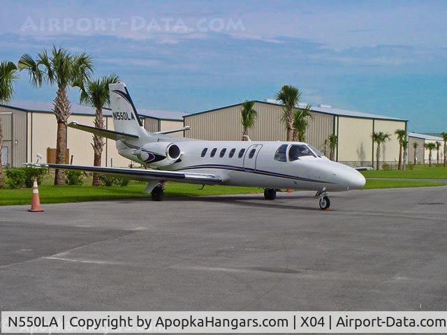 N550LA, Cessna 550 Citation II C/N 550-0006, Transient aircraft on the ramp.