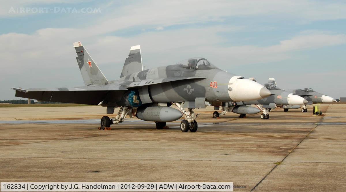 162834, McDonnell Douglas F/A-18A Hornet C/N 0351, Bug line up