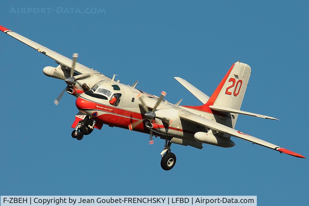 F-ZBEH, Grumman TS-2A/Conair Turbo Firecat C/N 410, landing runway 29