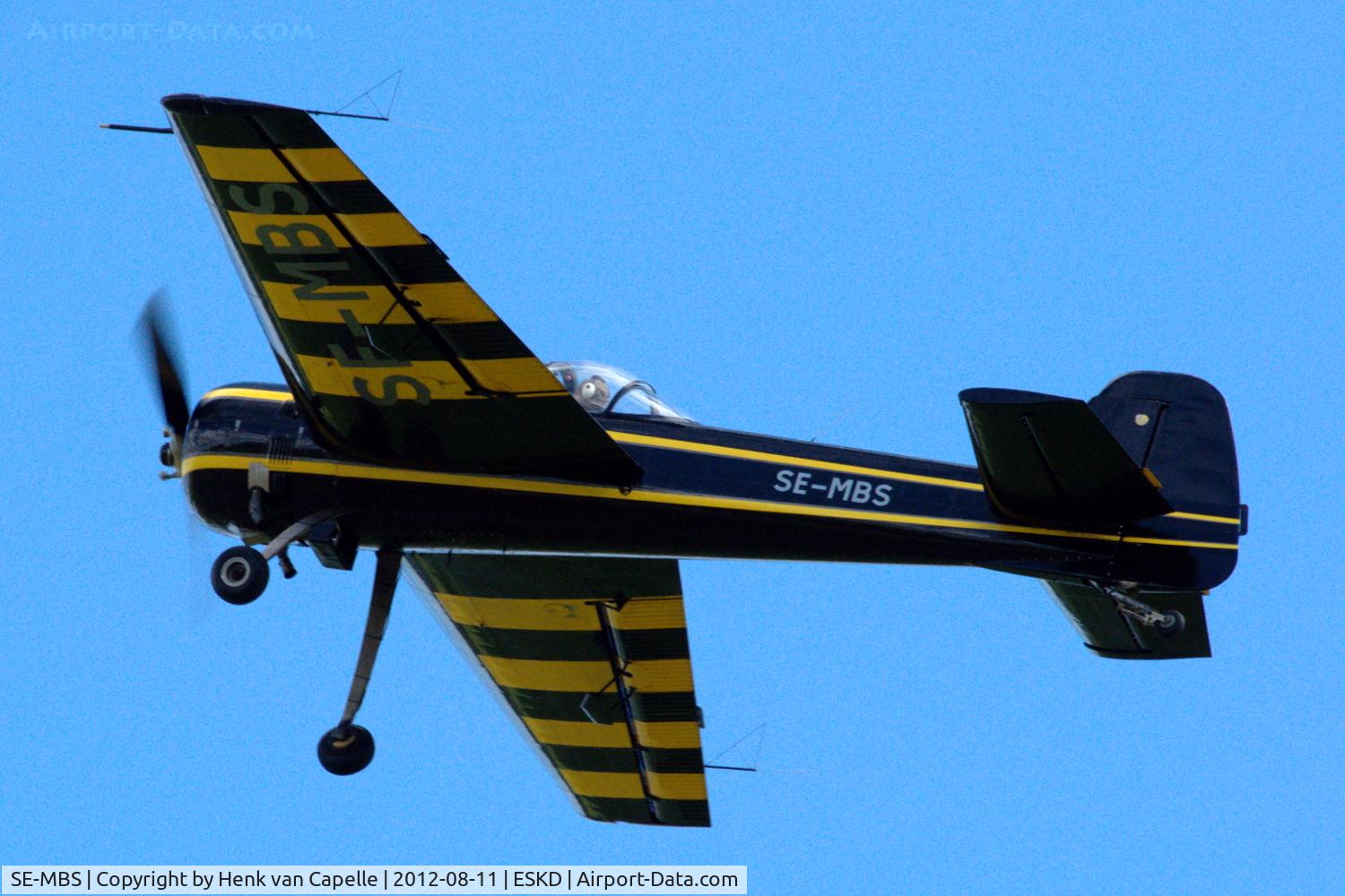 SE-MBS, 1989 Yakovlev Yak-55 C/N 890709, Taken during an aerial display at Dala-Järna airfield, Sweden.